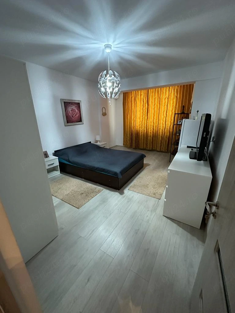 Inchiriez Apartament