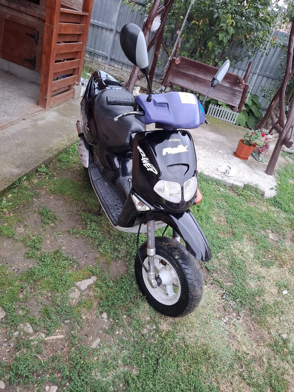 scuter aprilia