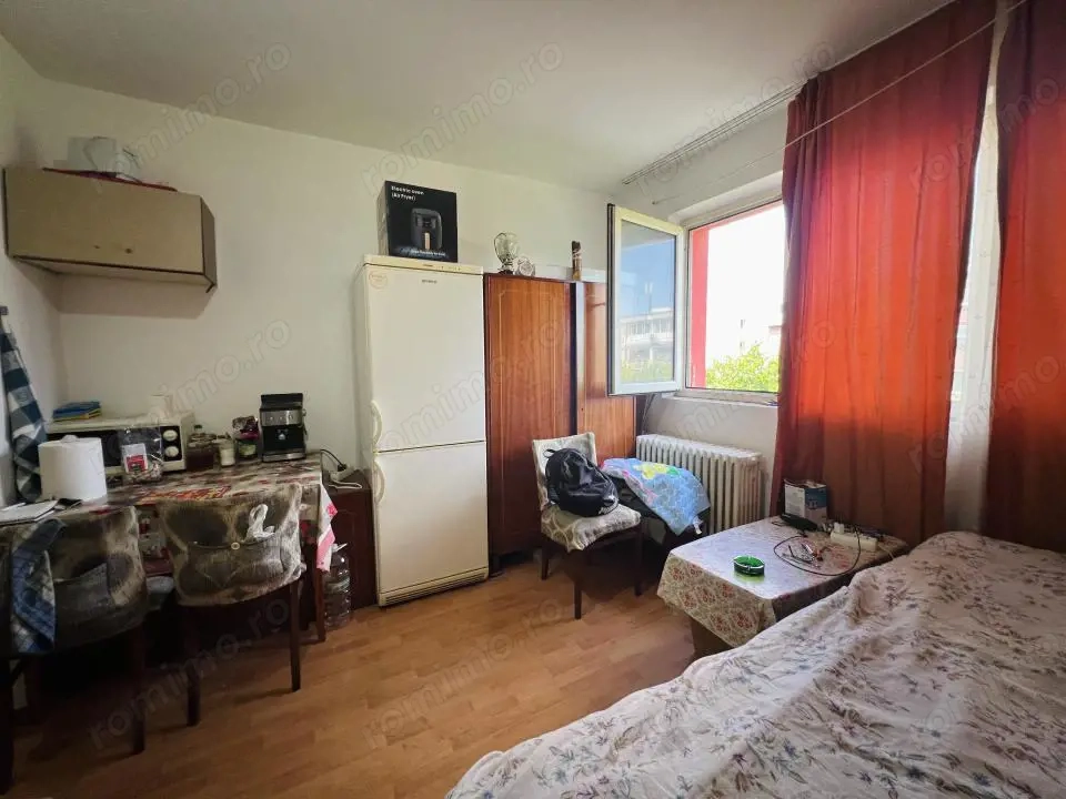Garsoniera 18 mp  - Zona UMT Timisoara