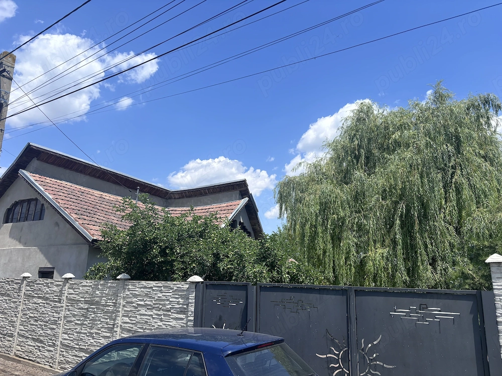Casa de vânzare în Stalpu