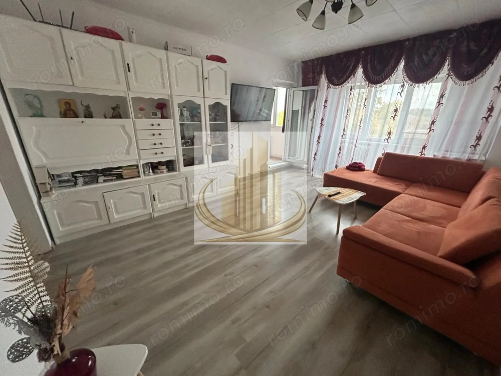 Apartament 5 camere 100mp Zona Padurea Verde