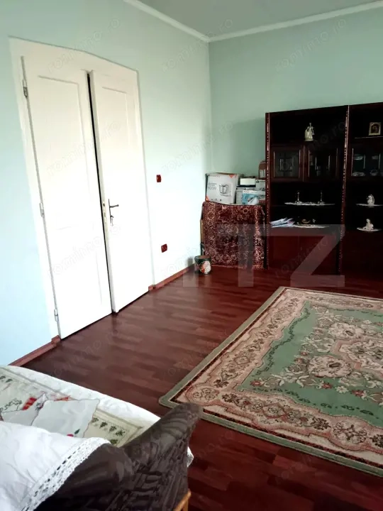 Casa spațioasă cu teren generos în Mândra, Brașov — gata de mutare