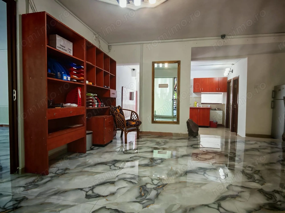 Aleea Carpati - Vanzare casa 4 camere, singur in curte