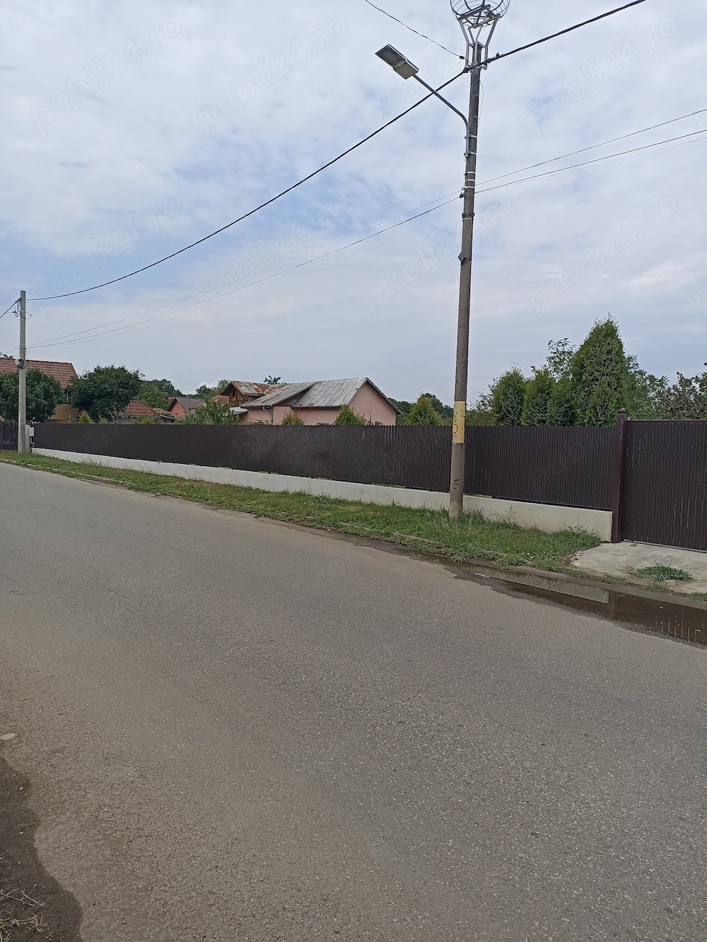 Vînzare teren intravilan