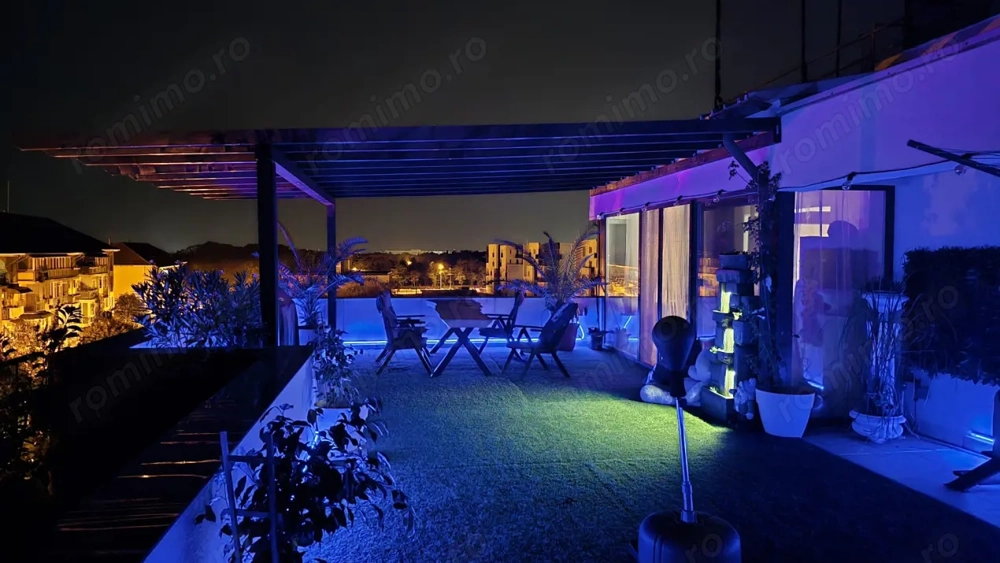Penthouse premium 250 mp cu terasă și teren de fotbal privat Zona Romanescu