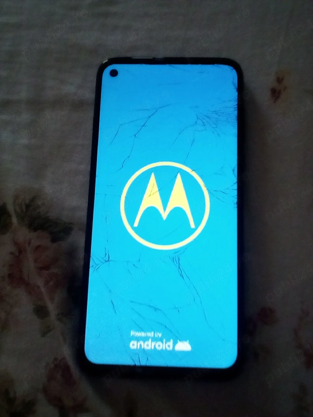vand telefon motorola pentru
