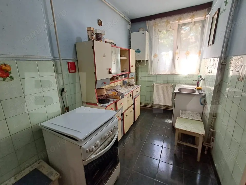 Apartament cu 2 camere de vânzare, 47 mp – Etaj 1, Aleea Carpați