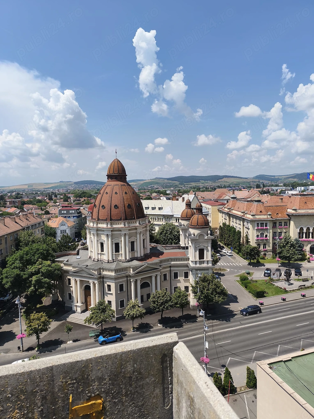 Apartament cu 1 cameră situat ultracentral în Piața Victoriei lângă Hotel Grand, et. 8 din10.