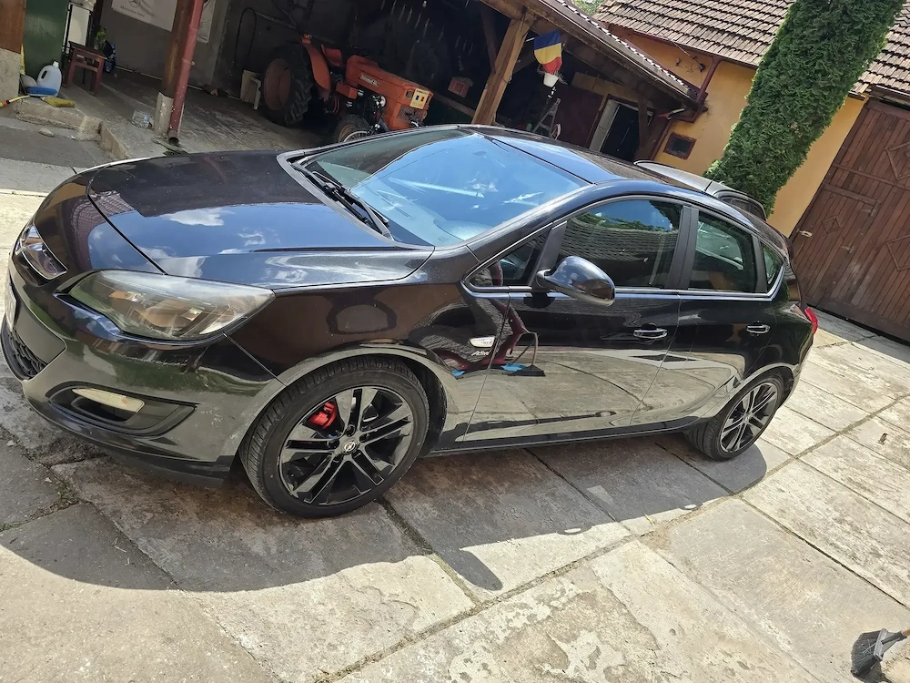 Opel astra j 2014