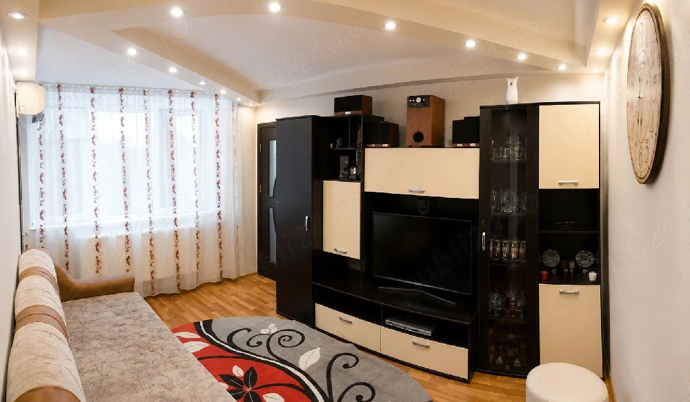       Inchiriez apartament 2 camere Rogerius