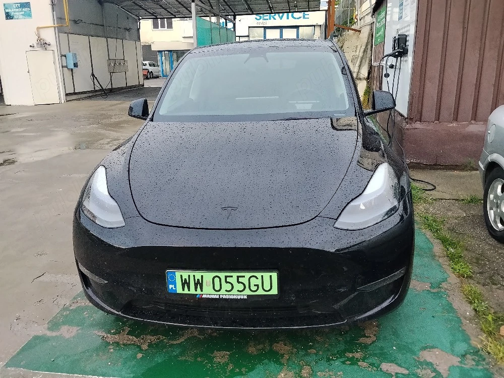 Tesla model y performance 2022