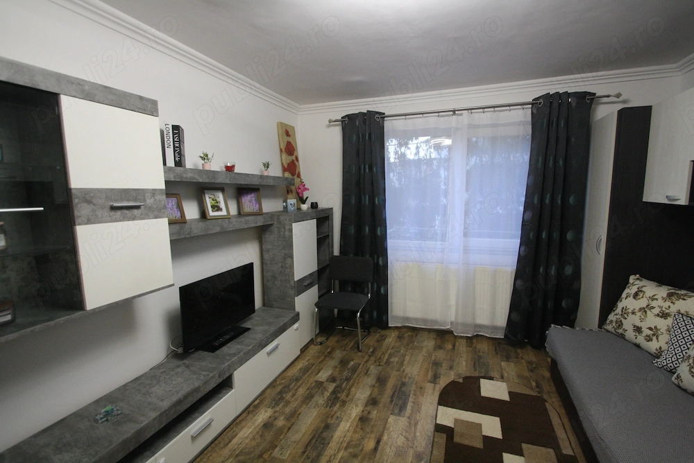 Proprietar vand garsoniera Zona Aradului