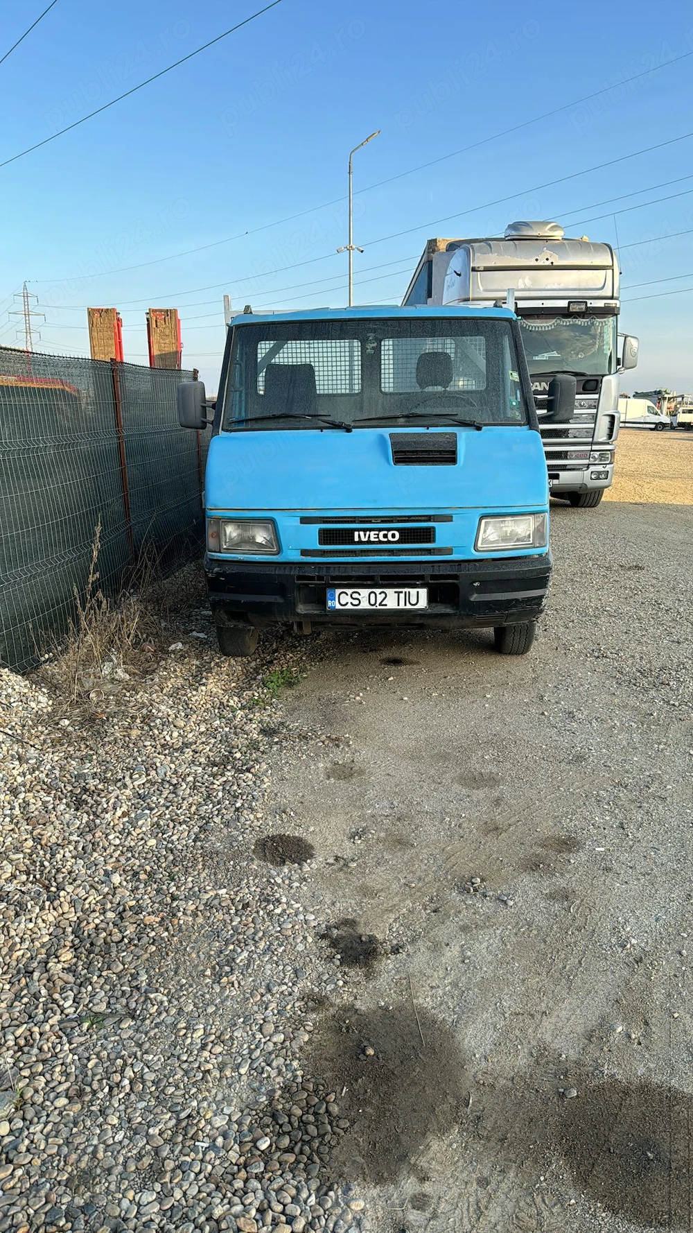 Camioneta basculabila Iveco 2.5 clasic