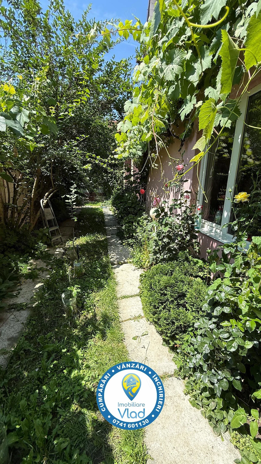 Chirie apartament la casa cu curte