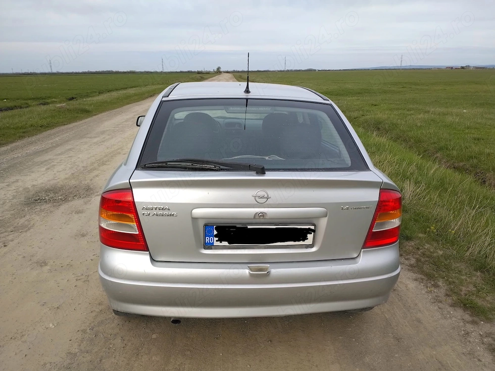 Vând Opel Astra G