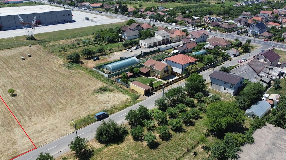 Teren de vânzare