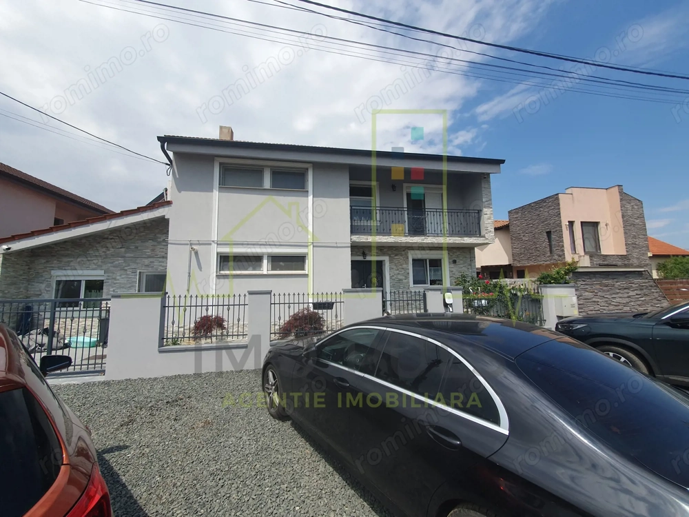 Casa individuala. 5 dormitoare. 4 bai.