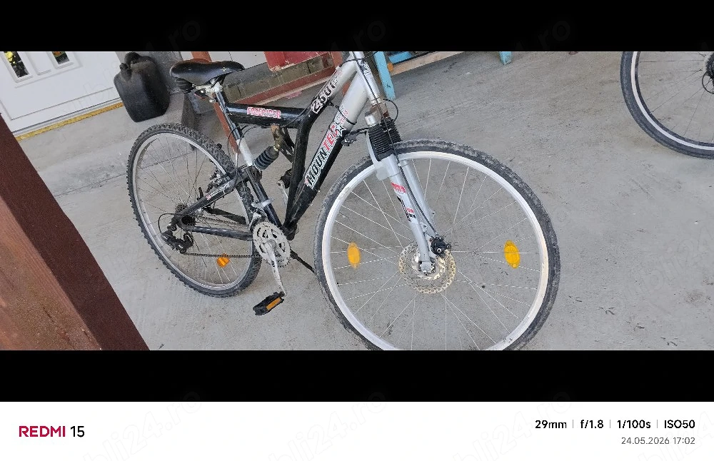Bicicletă roți pe 28 si frana pe disc 