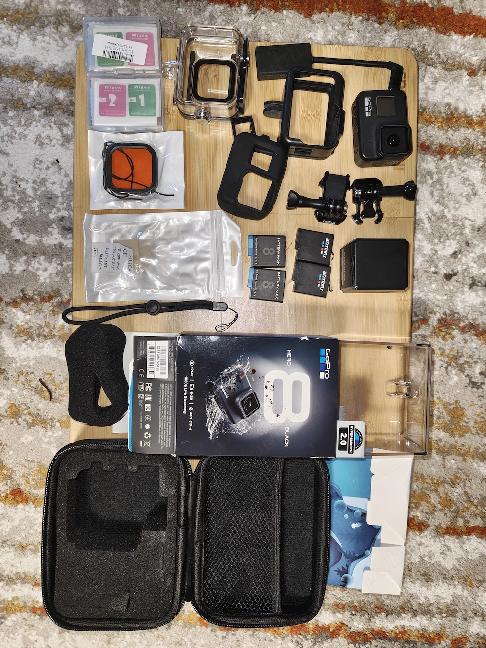 GoPro Hero 8 Black cu adaptor microfon acumulatori cutie originala