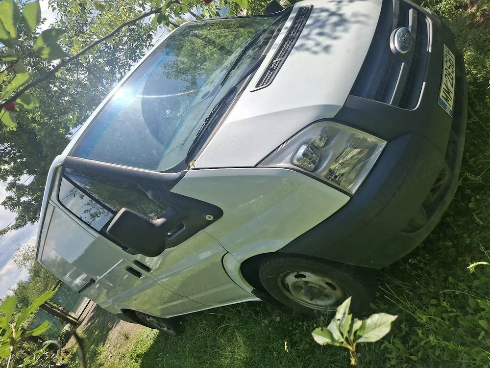 Ford tranzit 2.2 motorina stare de funcționare bună 