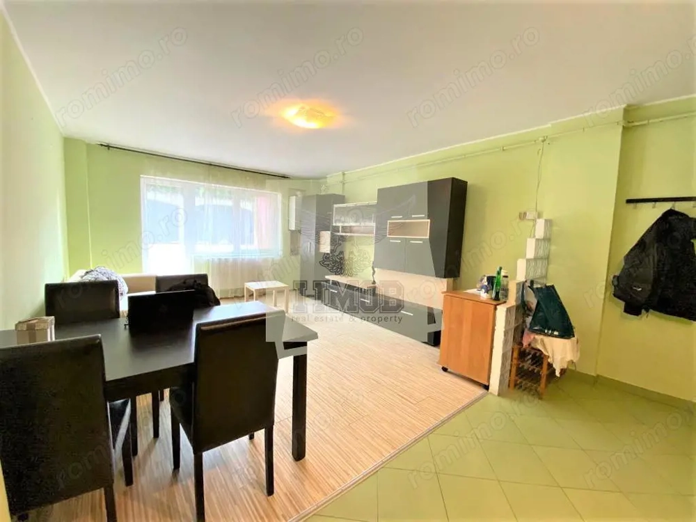 Apartament etaj 1 cu 2 camere si balcon in Cartierul Strand II