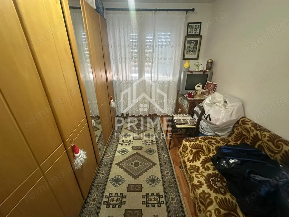 Apartament 2 camere decomandat| 48 mp, etaj 3| zona Blaj 