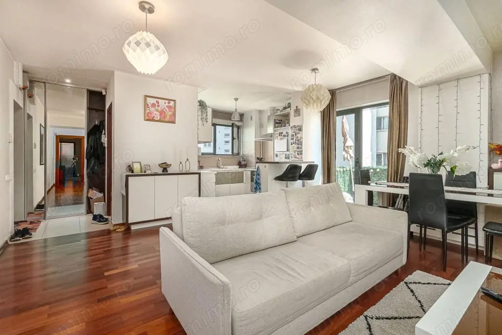 Victoriei, 3 camere, an 2009, loc de parcare inclus