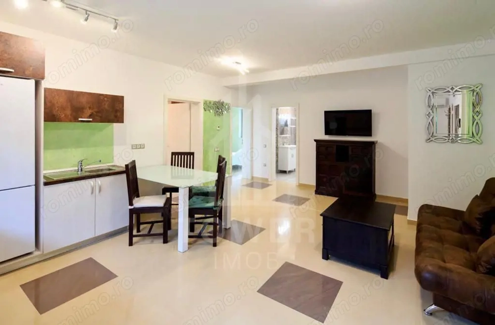 Apartament 3 camere-grădină 100 mp