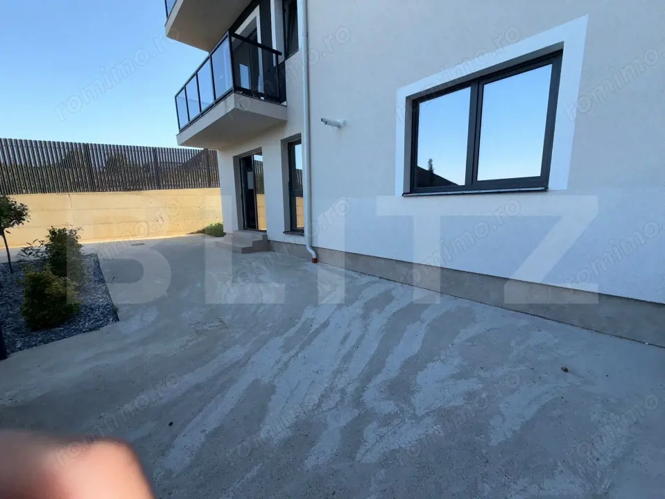 Apartament 2 camere, 58 mp, 115 mp gradina, loc de parcare