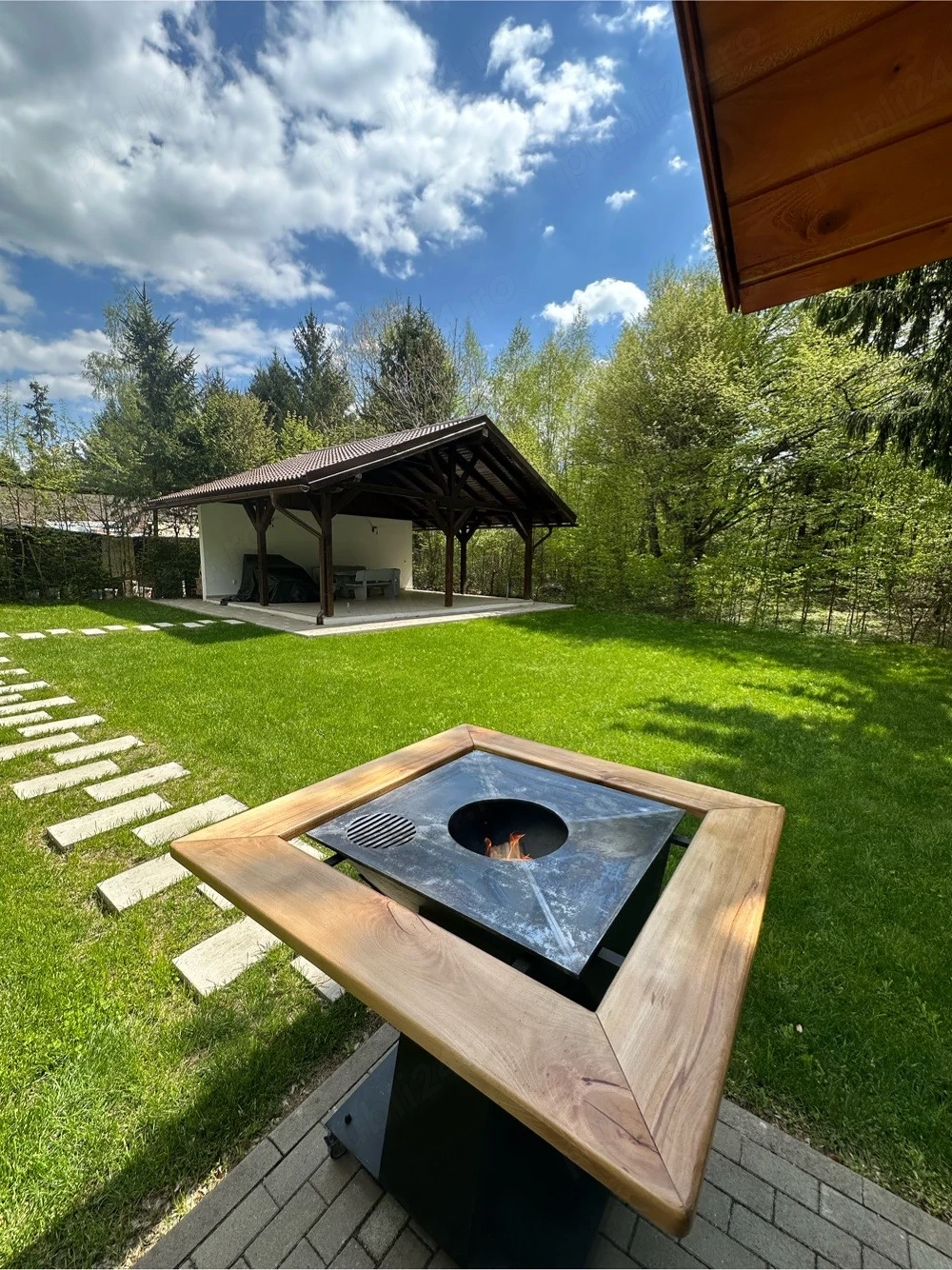 Afacere la cheie , Casa de vacanta ,    Casa de locuit   Casa pentru afacere 
