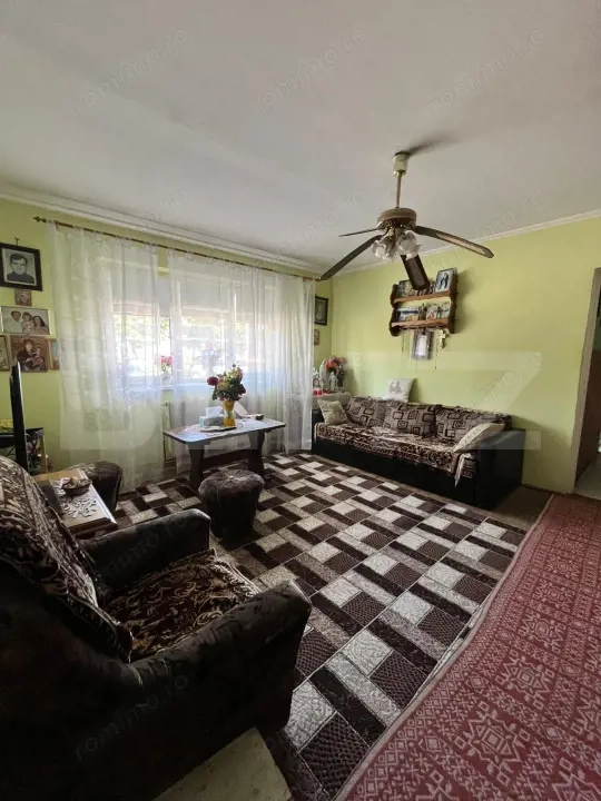 Apartament 3 camere, 64 mp, zona Decebal