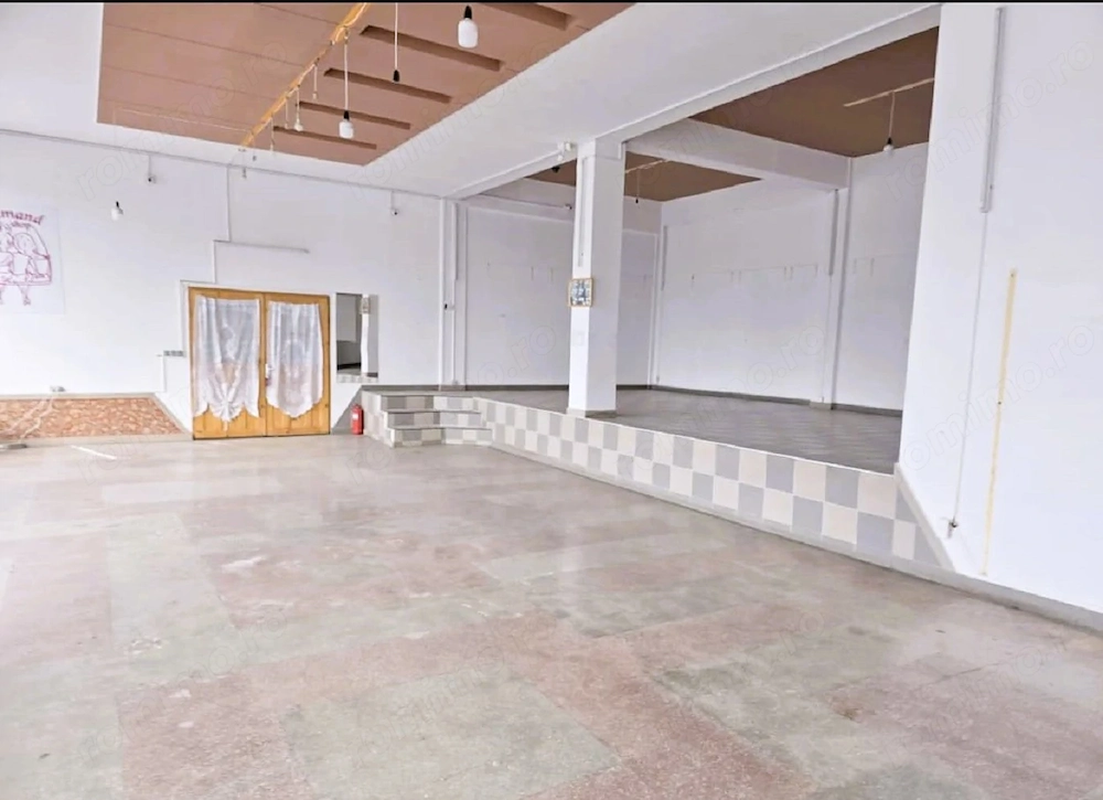 Spatiu Comercial 270 mp