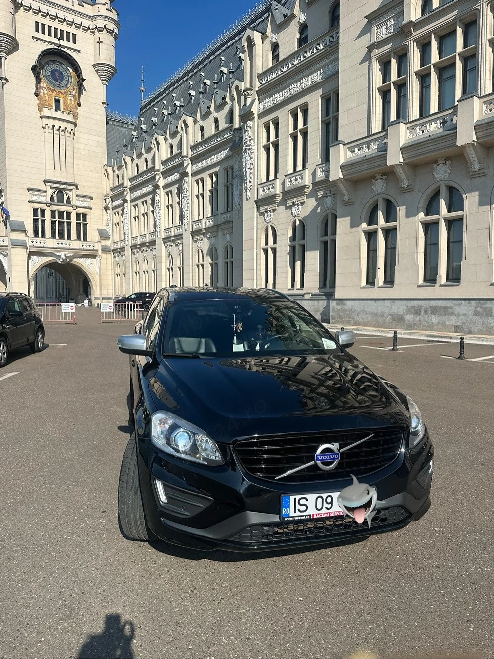 Volvo XC60  2016 R-Design D3 150 CP