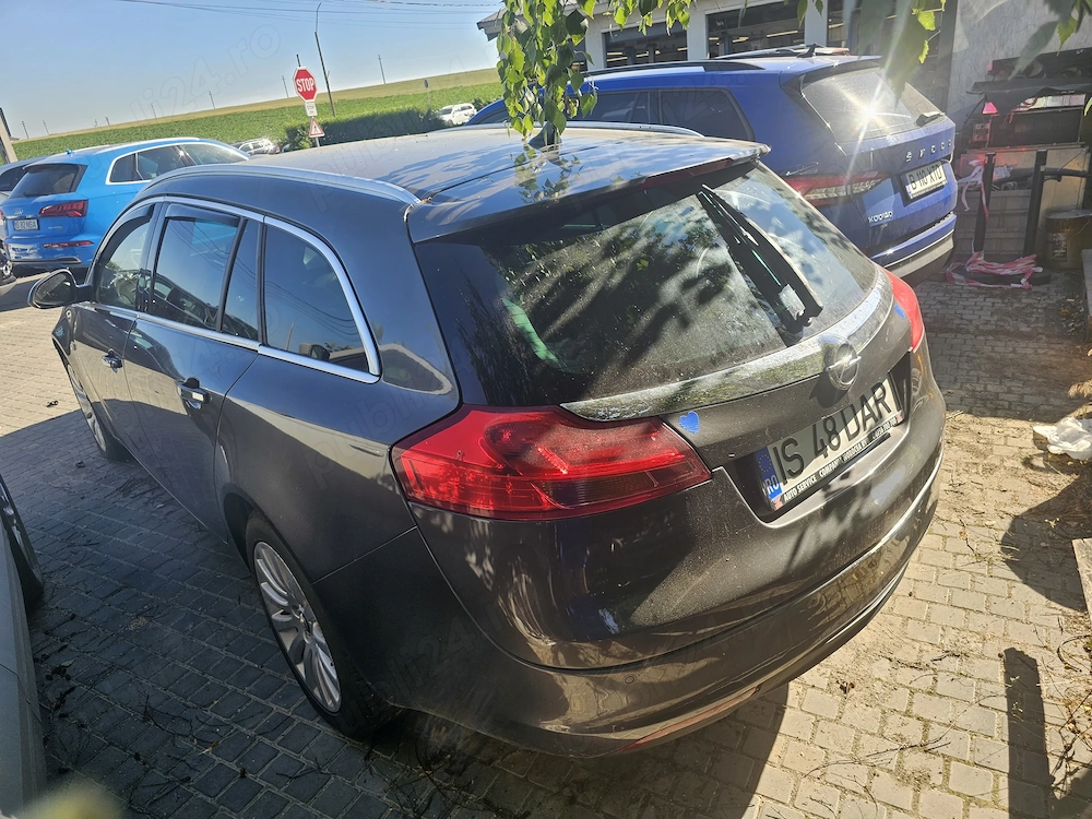 Opel insignia sport tourer autoamata 2.0 cdt. 2011 euro5
