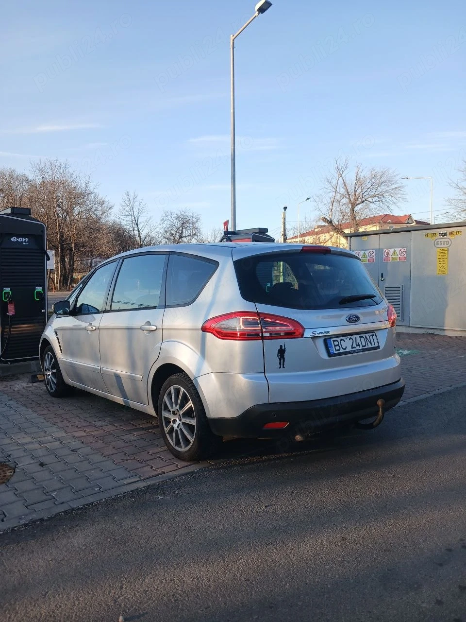 Vând Ford S MAX 2.0 TDI