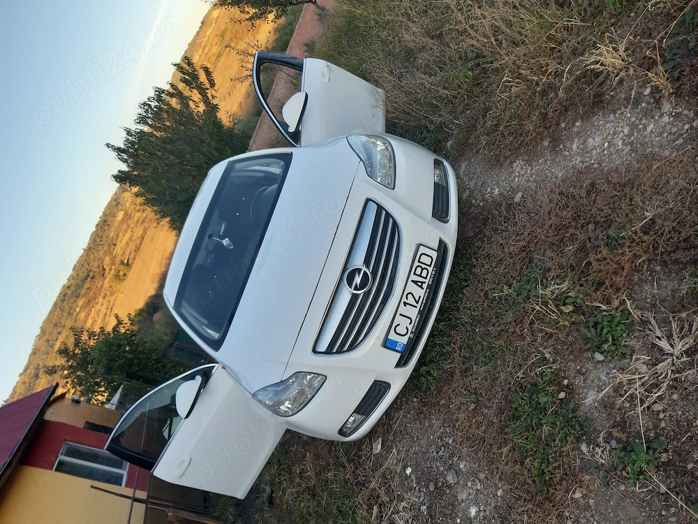Vand opel insignia 2011