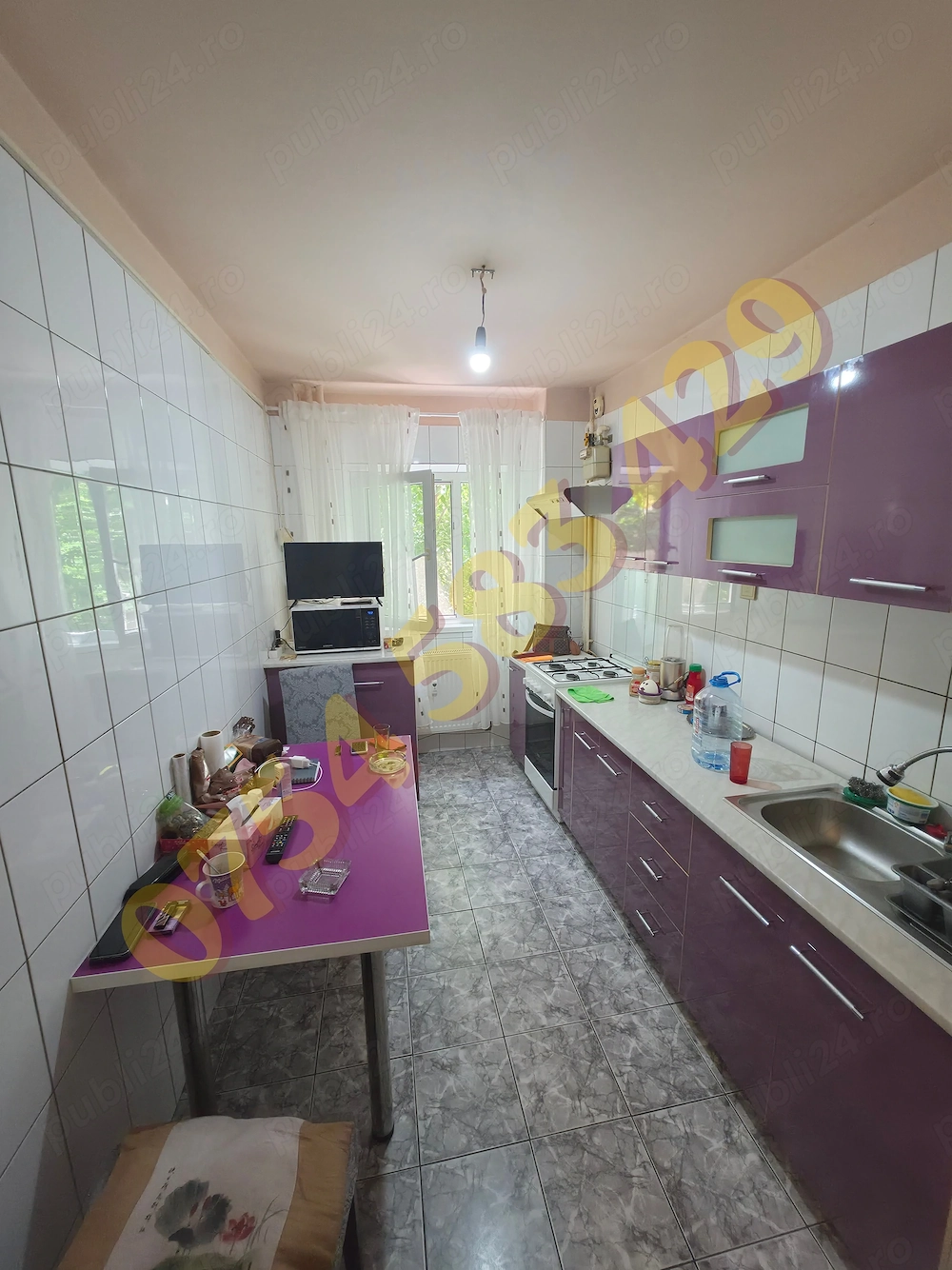 Apartament decomandat, 2 camere, metrou Lujerului