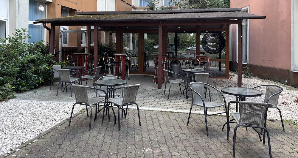 Vând cafenea în incinta Universității 
