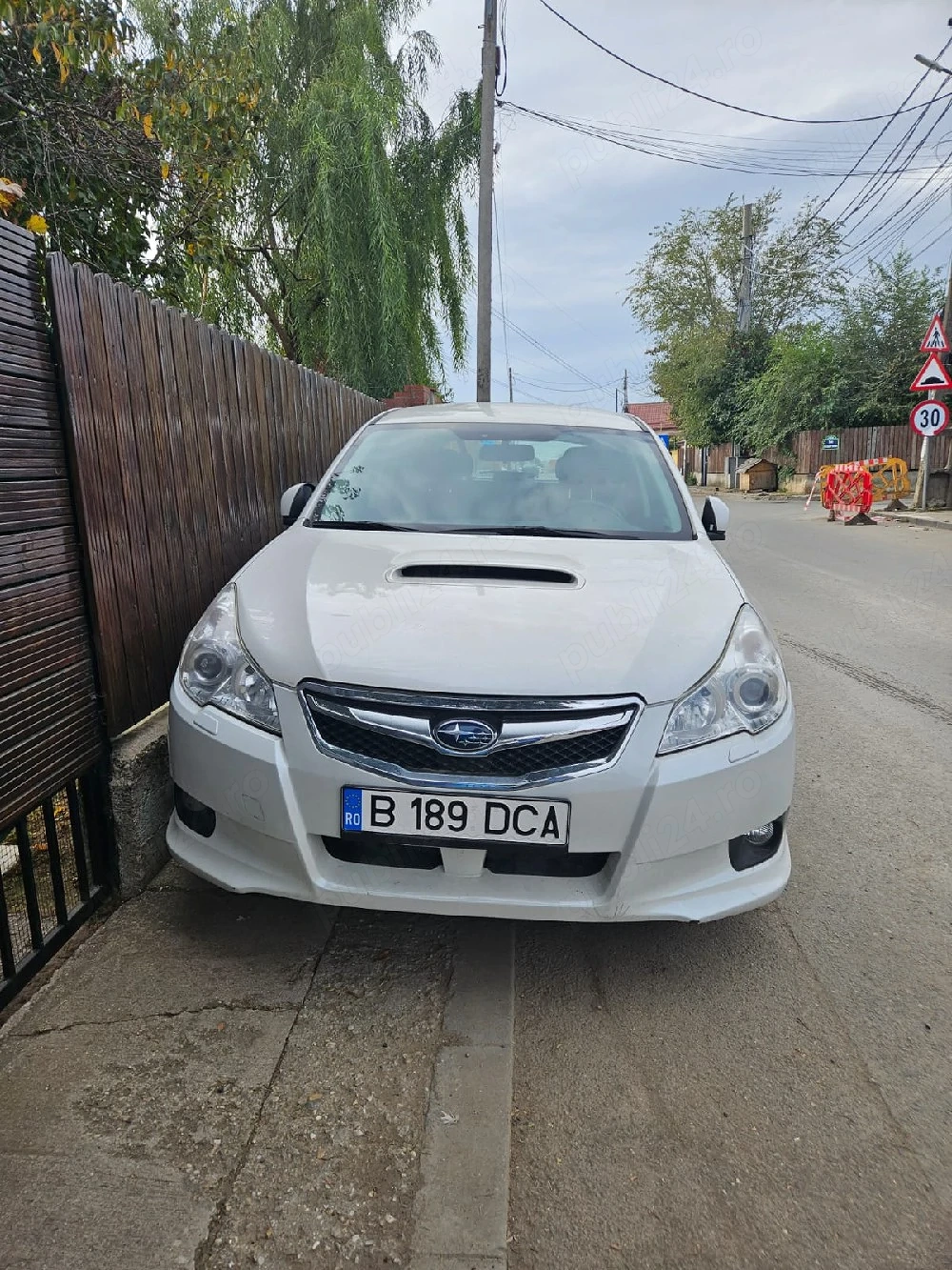 subaru legacy