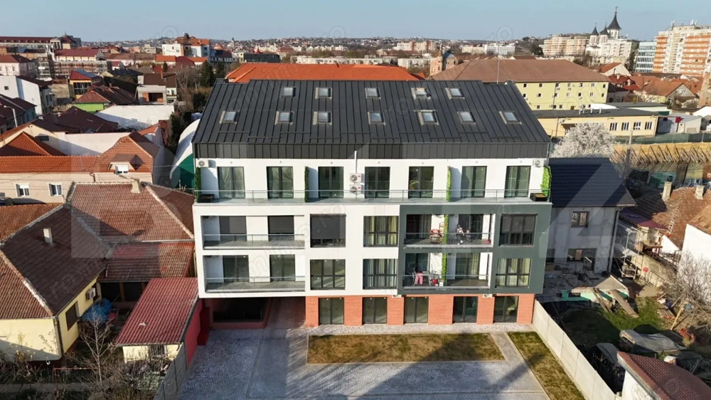Apartament de tip rooftop finisat, 66.01 mp, zona Ultracentrala