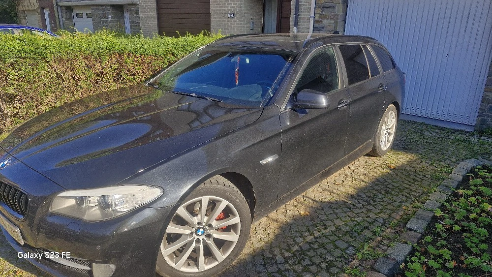 bmw F11 2012