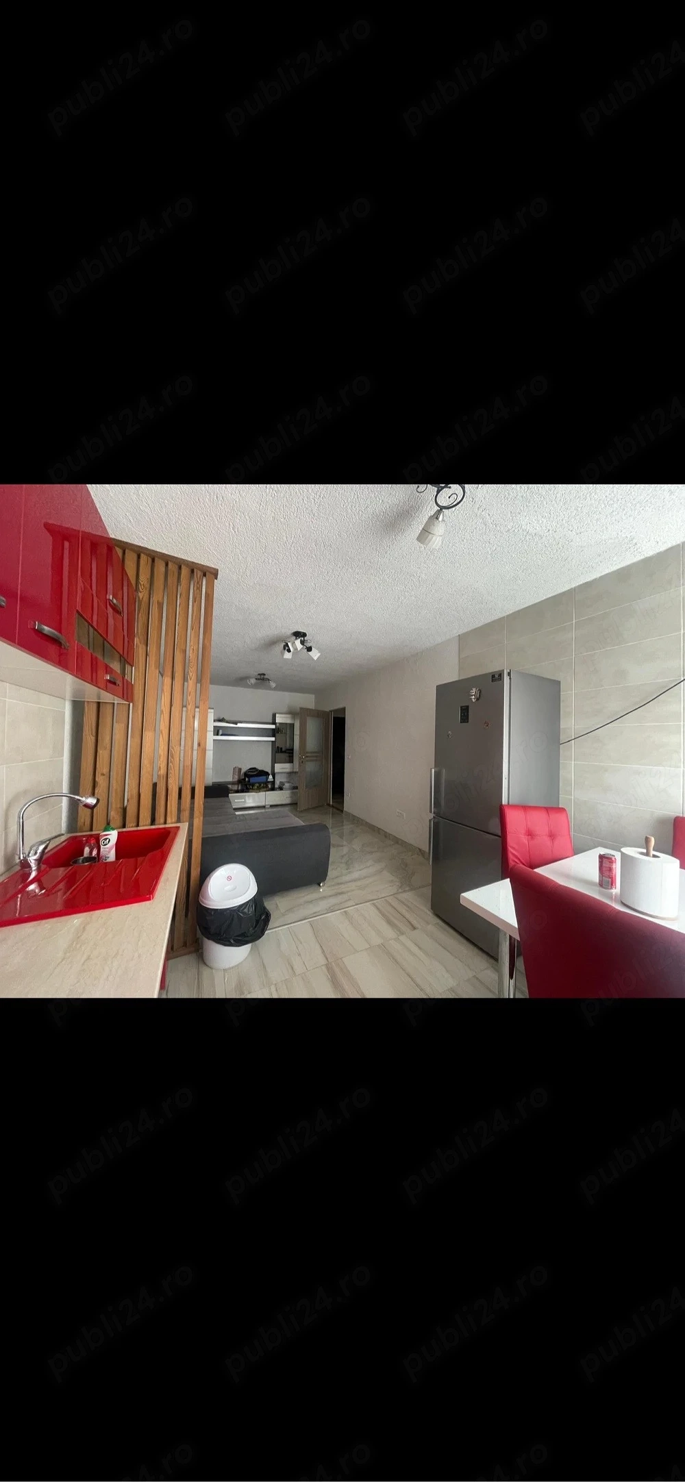Inchiriez apartamnet 3 camere ultracentral Arad 