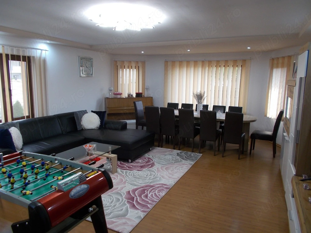 Casa individuala, Sacalaz, vatra satului, P+M+Pod, 6 camere, 295mp util, 690mp teren