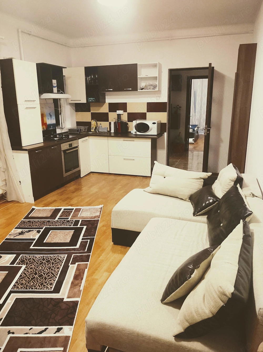 Închiriez apartament de 2 camere in Florești 