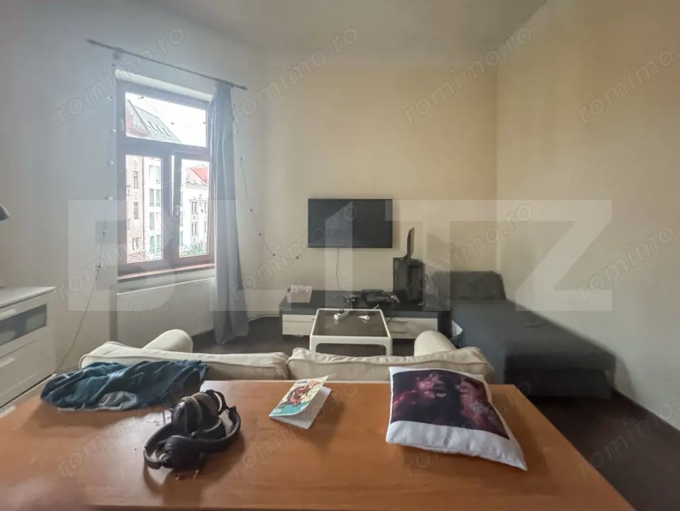Apartament 4 camere, 107 mp, zona Central 