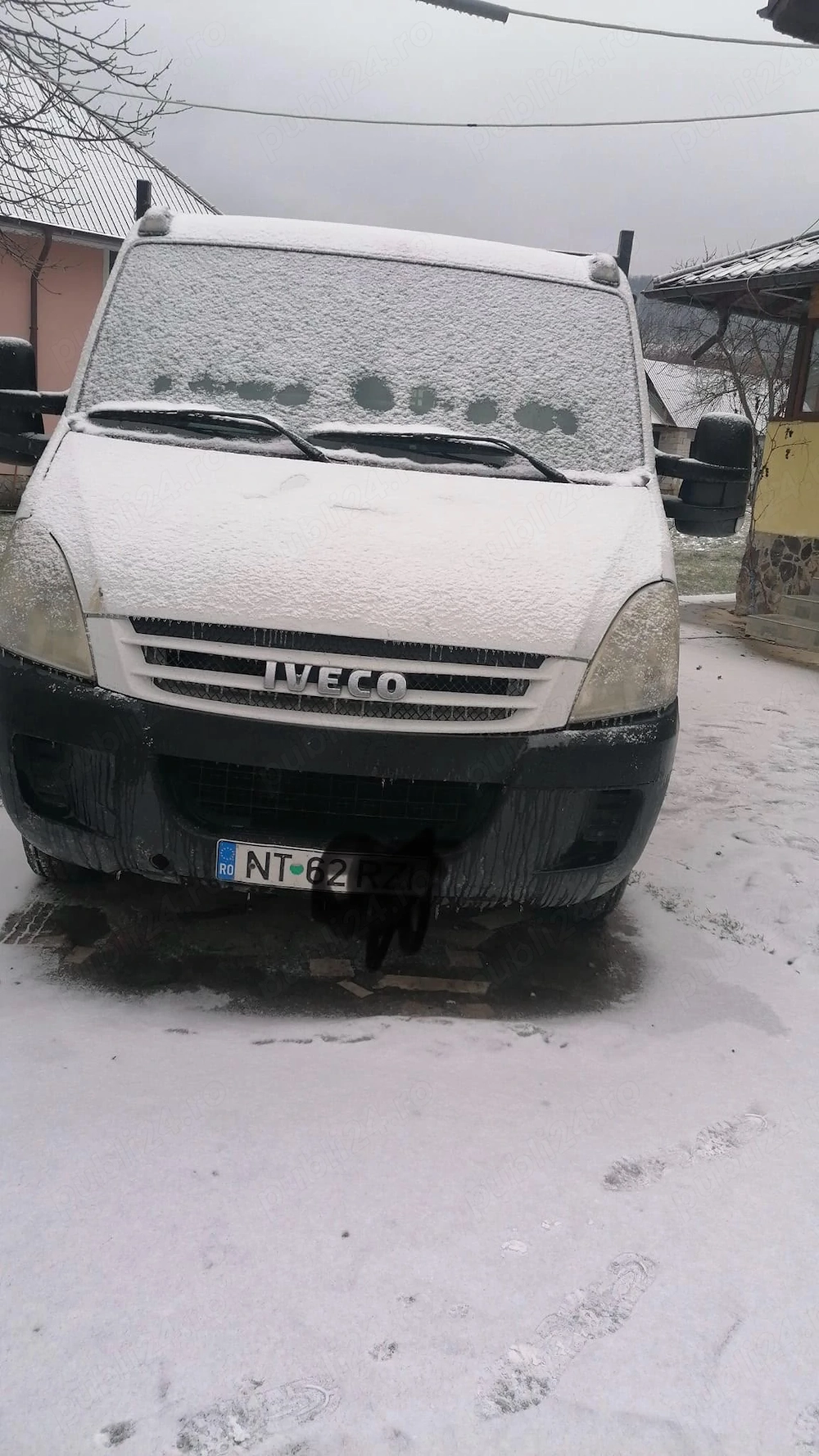 Camioneta Iveco Daily basculabilă