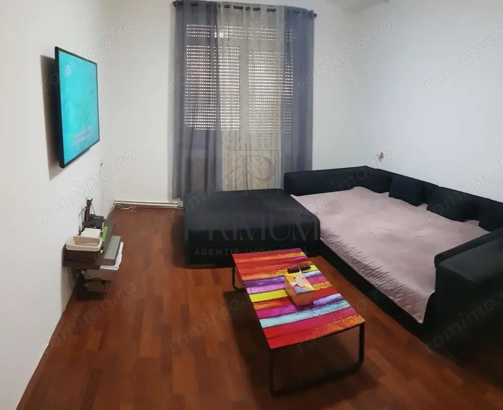 GIROCULUI, CASA CU SAD (spatiu alta destinatie), 4  CAMERE, 3 FRONTURI
