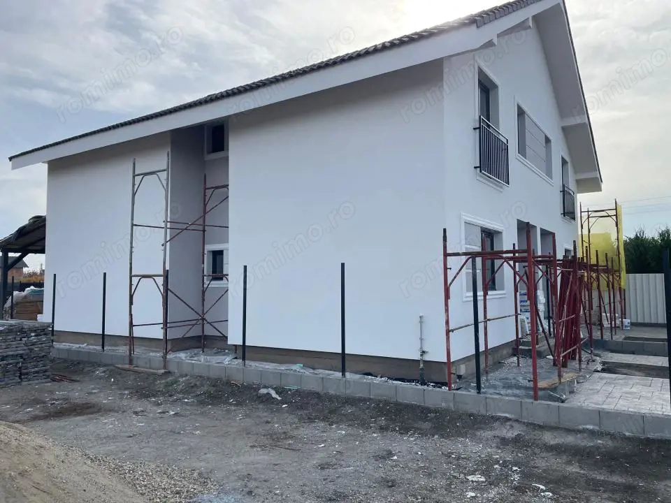 Duplex 4 camere - 112 mp - Remetea Mare - Asfalt
