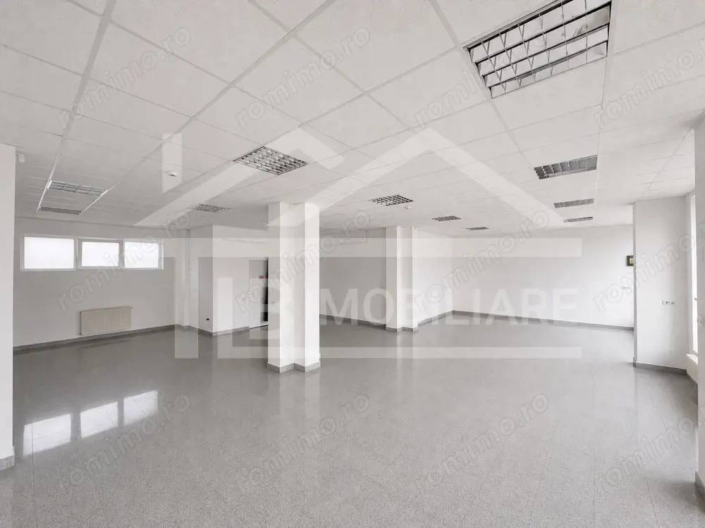 Spatiu comercial, 120 mp, Zona Gara mica
