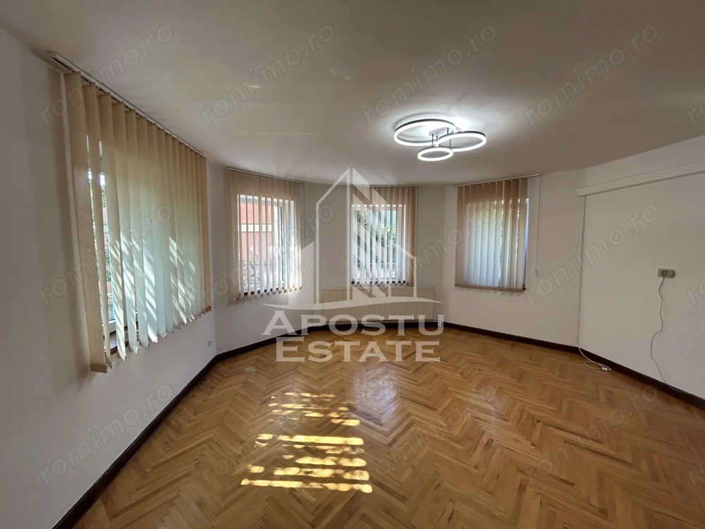 Spatiu pentru birouri, 200 mp, 5 camere decomandate, Sagului Timisoara